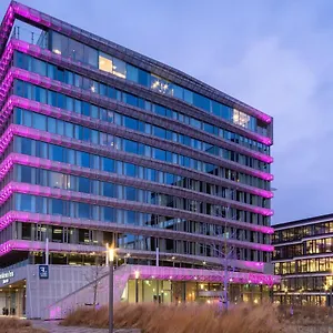 Otel Moxy Houthavens, Amsterdam